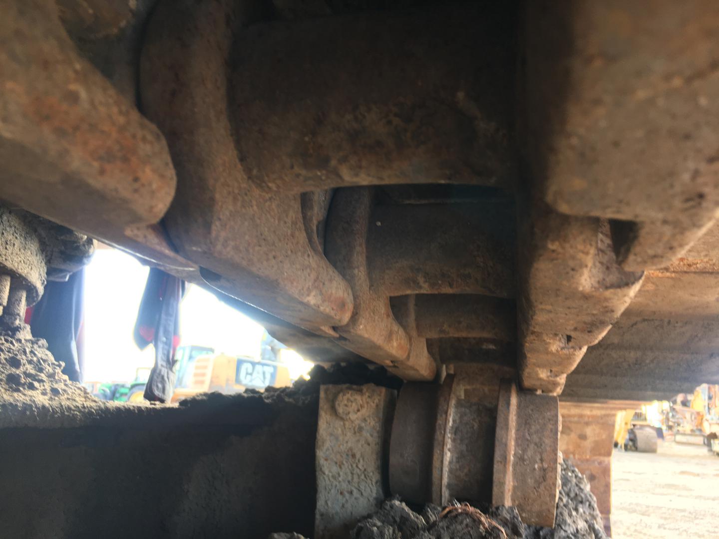 ./imagenes/INVOICE/2019/16870/EXCAVADORA CAT 330L PARA PARTES (8).JPG